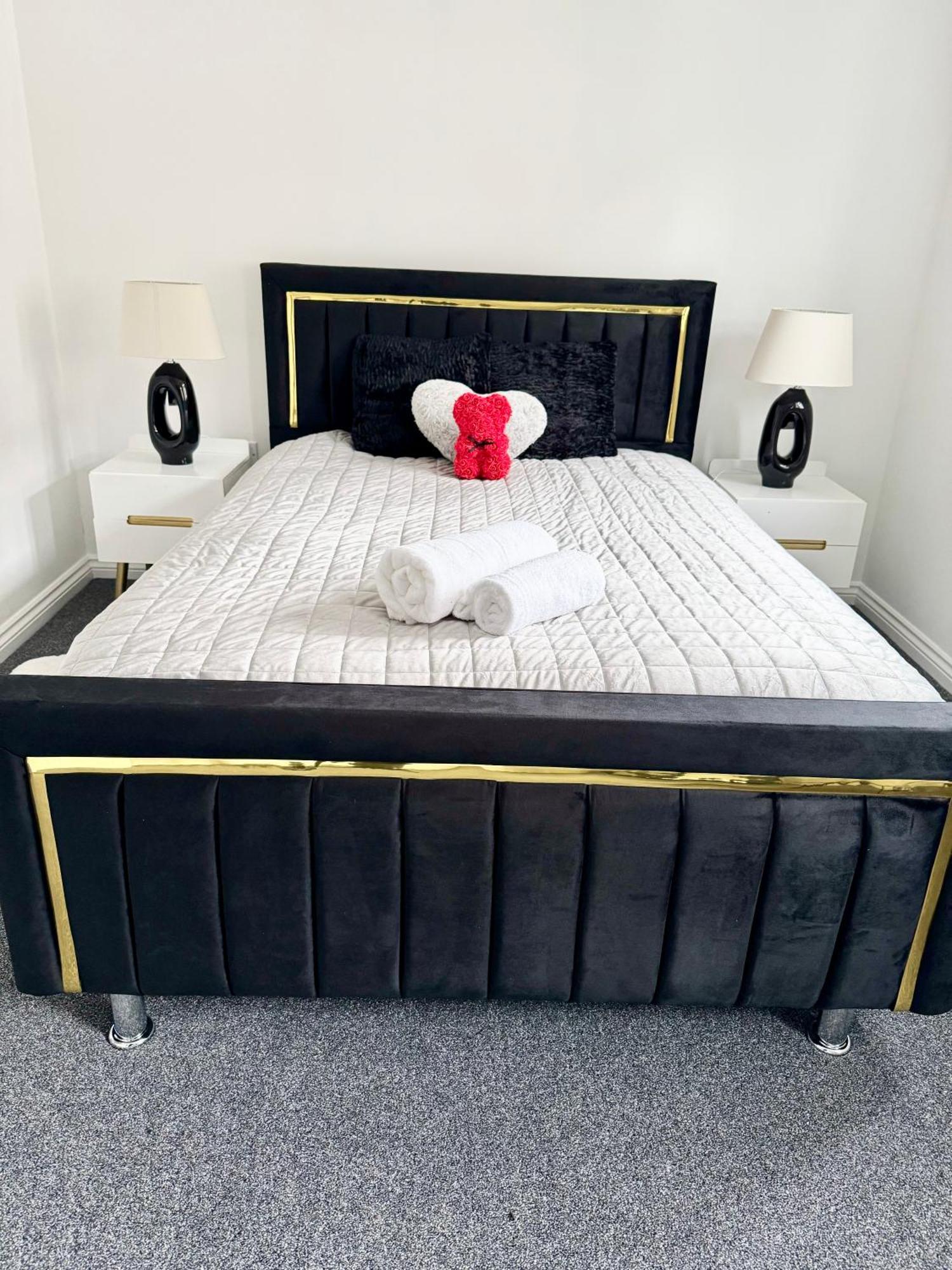 Harmony House 3 Bedroom New Build For Families, Contractors, Black Country Museum Sleeps 6 Tipton Exteriér fotografie