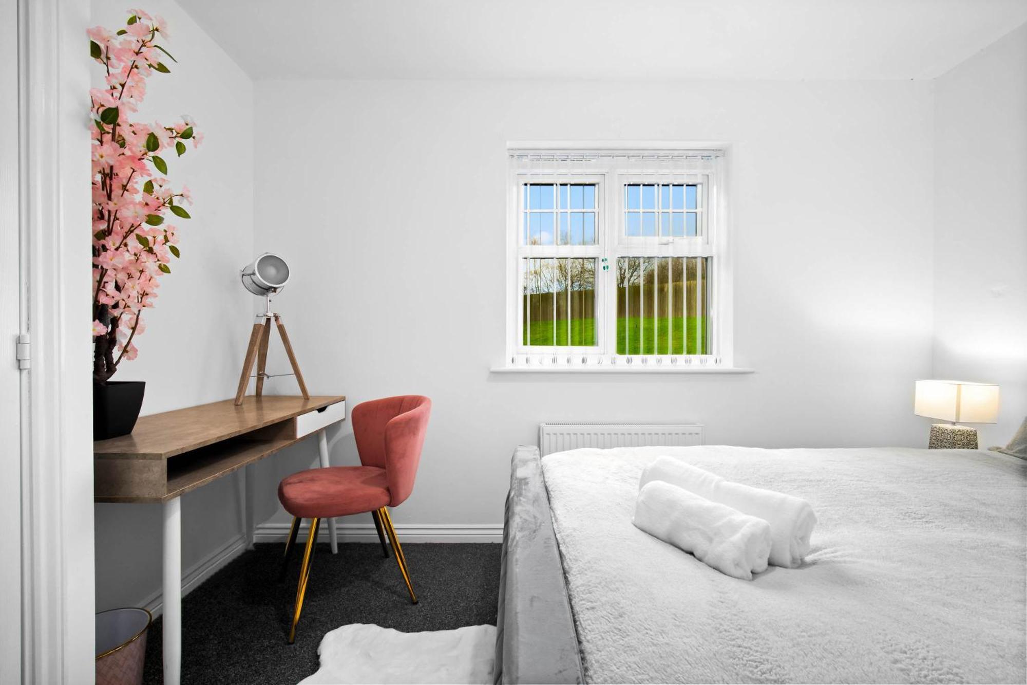 Harmony House 3 Bedroom New Build For Families, Contractors, Black Country Museum Sleeps 6 Tipton Exteriér fotografie