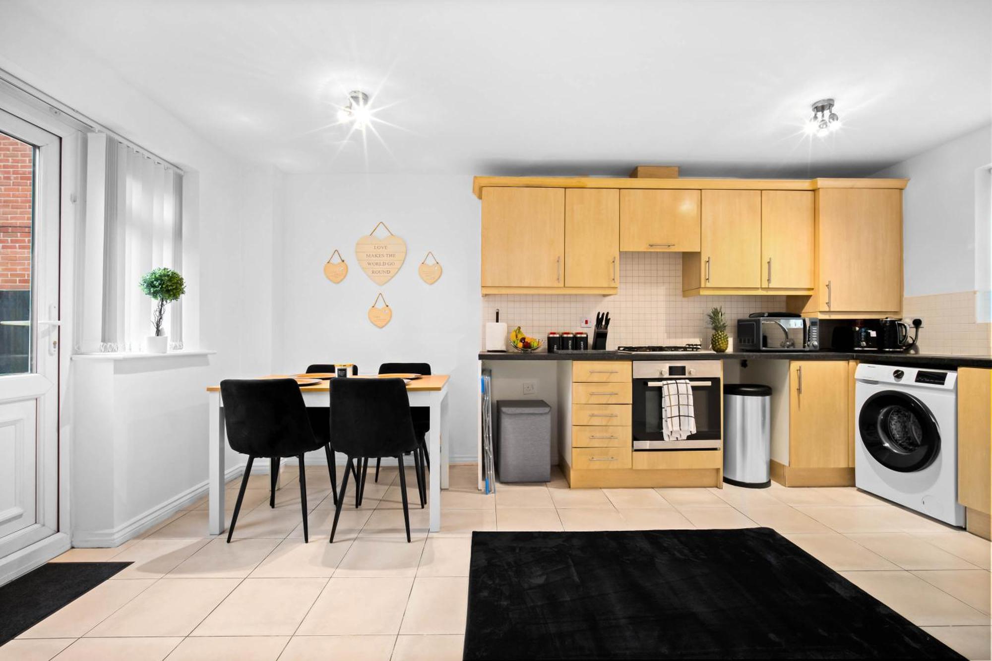 Harmony House 3 Bedroom New Build For Families, Contractors, Black Country Museum Sleeps 6 Tipton Exteriér fotografie